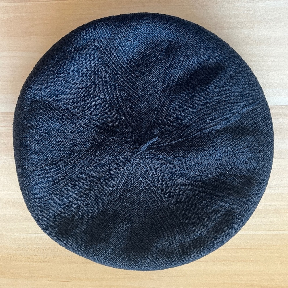 Flamingo Black Linen Beret